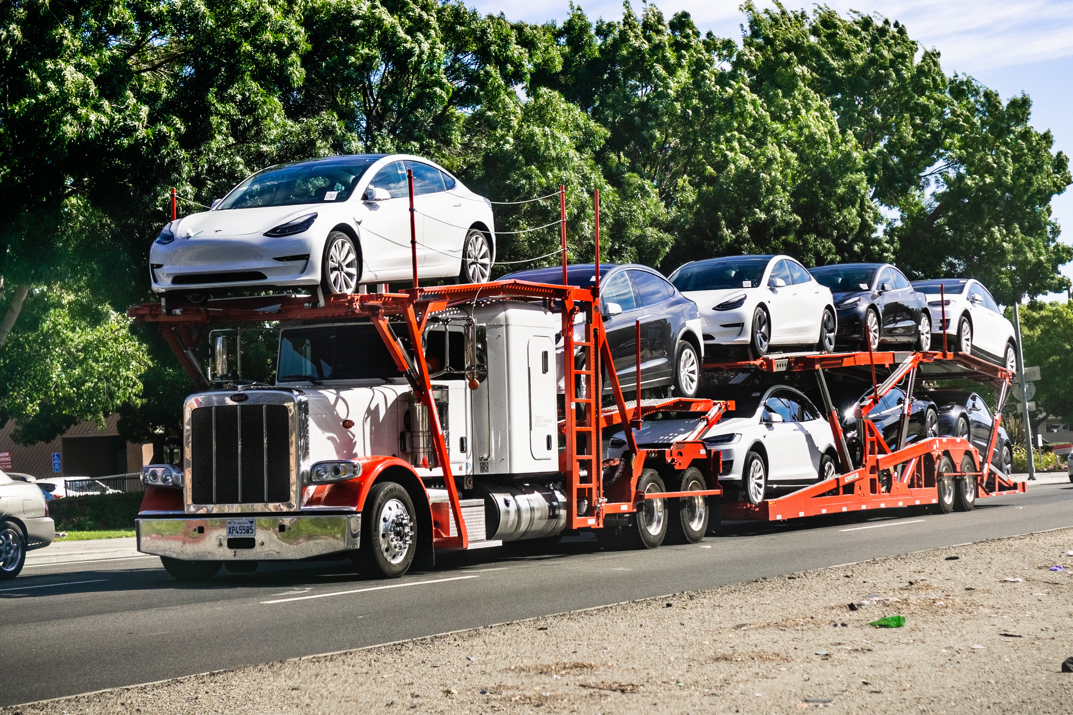 When is Auto Transportation More Affordable? image