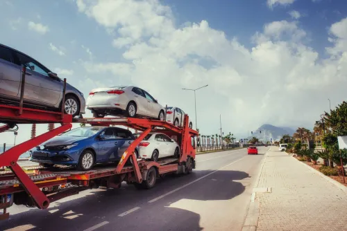 Auto Transport Broker vs Carrier: Who Should You Book With? image