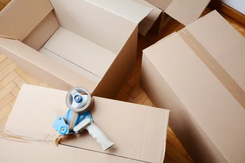 The 11 Best Places to Buy Moving Boxes image