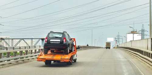 The Worst and Best Routes to Ship a Car image