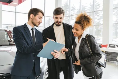 Things to Know About Dealer-to-Dealer Shipping image