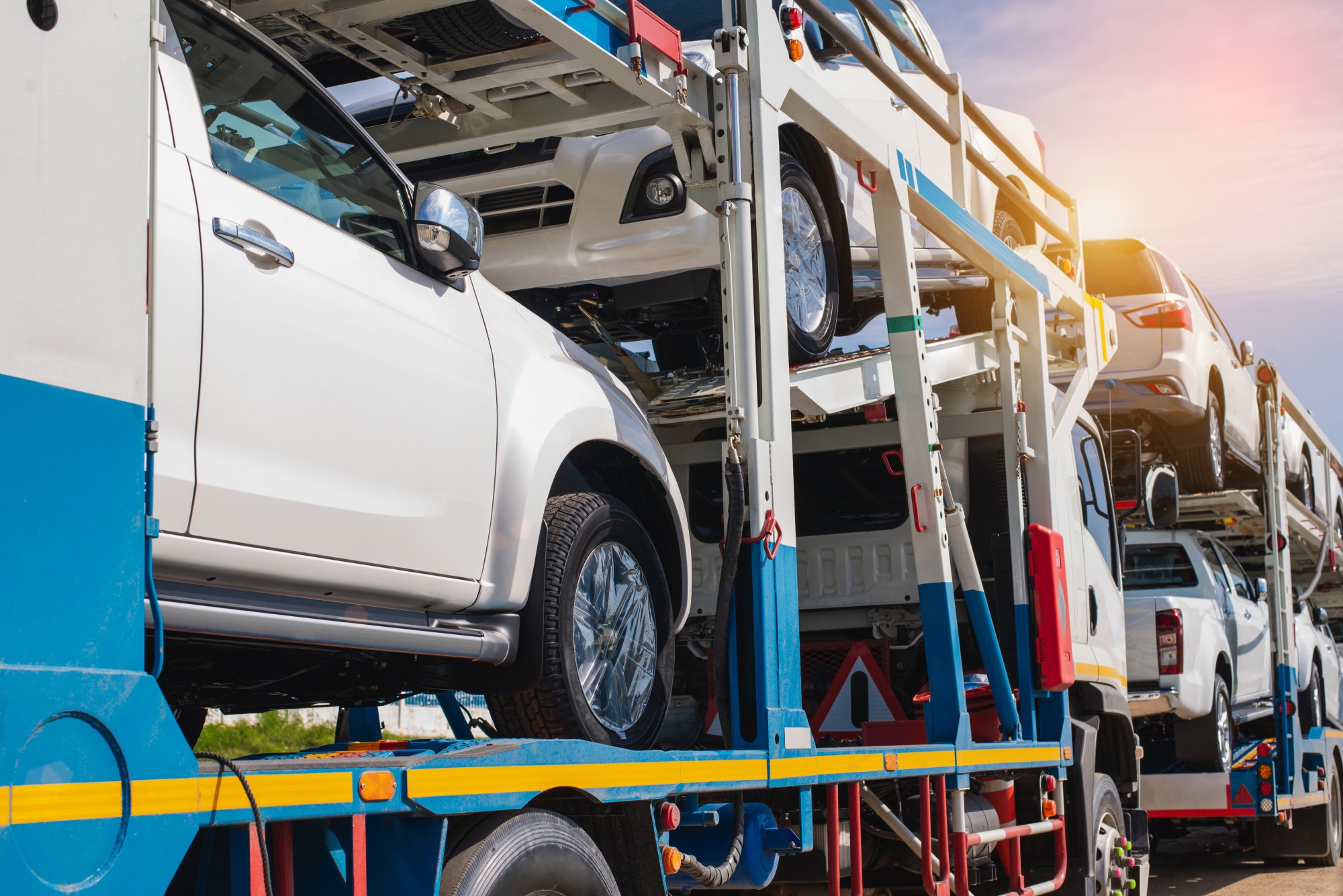 What Are the Legal Requirements for Shipping Your Car Across State Lines? image