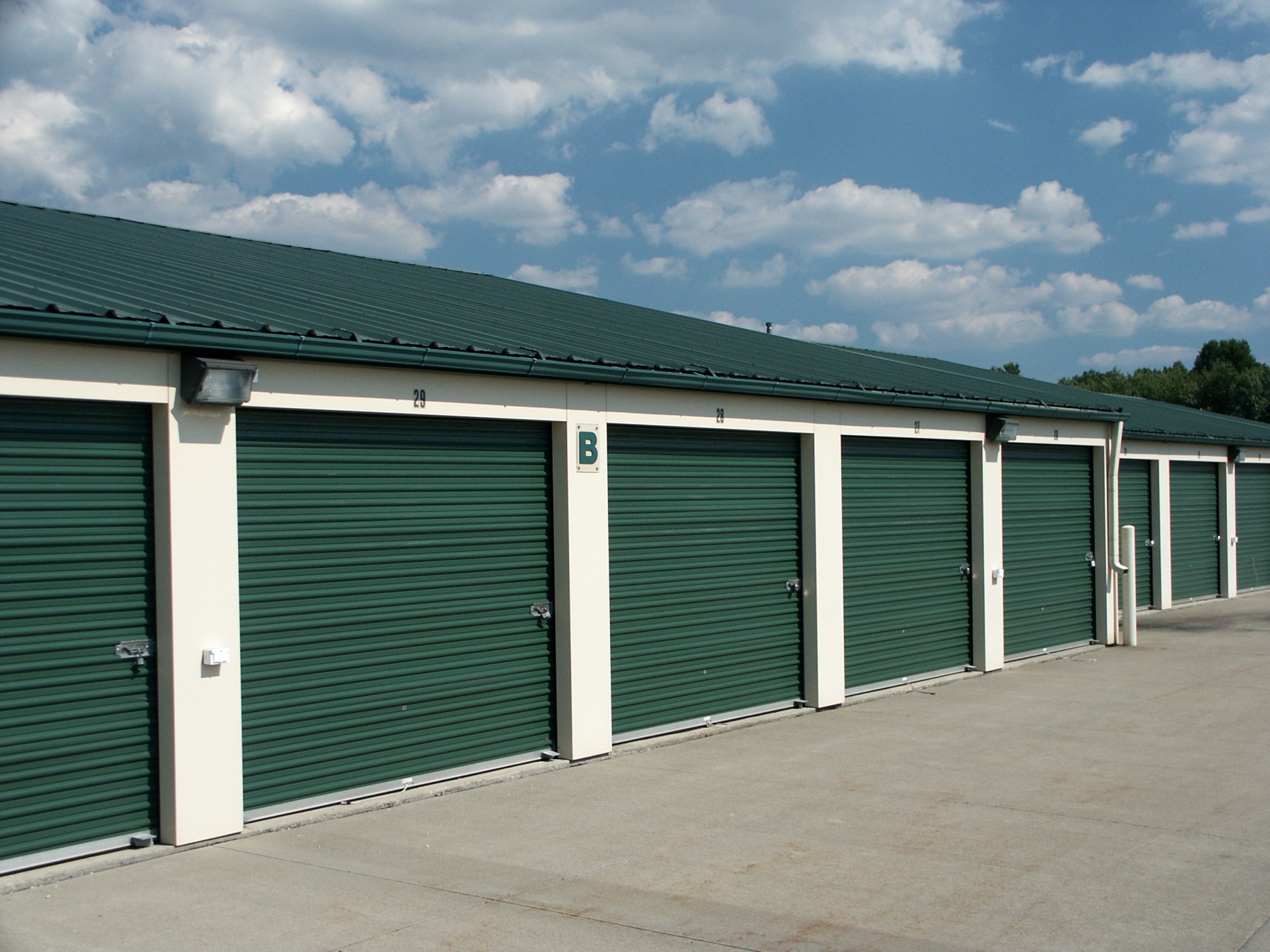 How Much Does a Storage Unit Cost? image