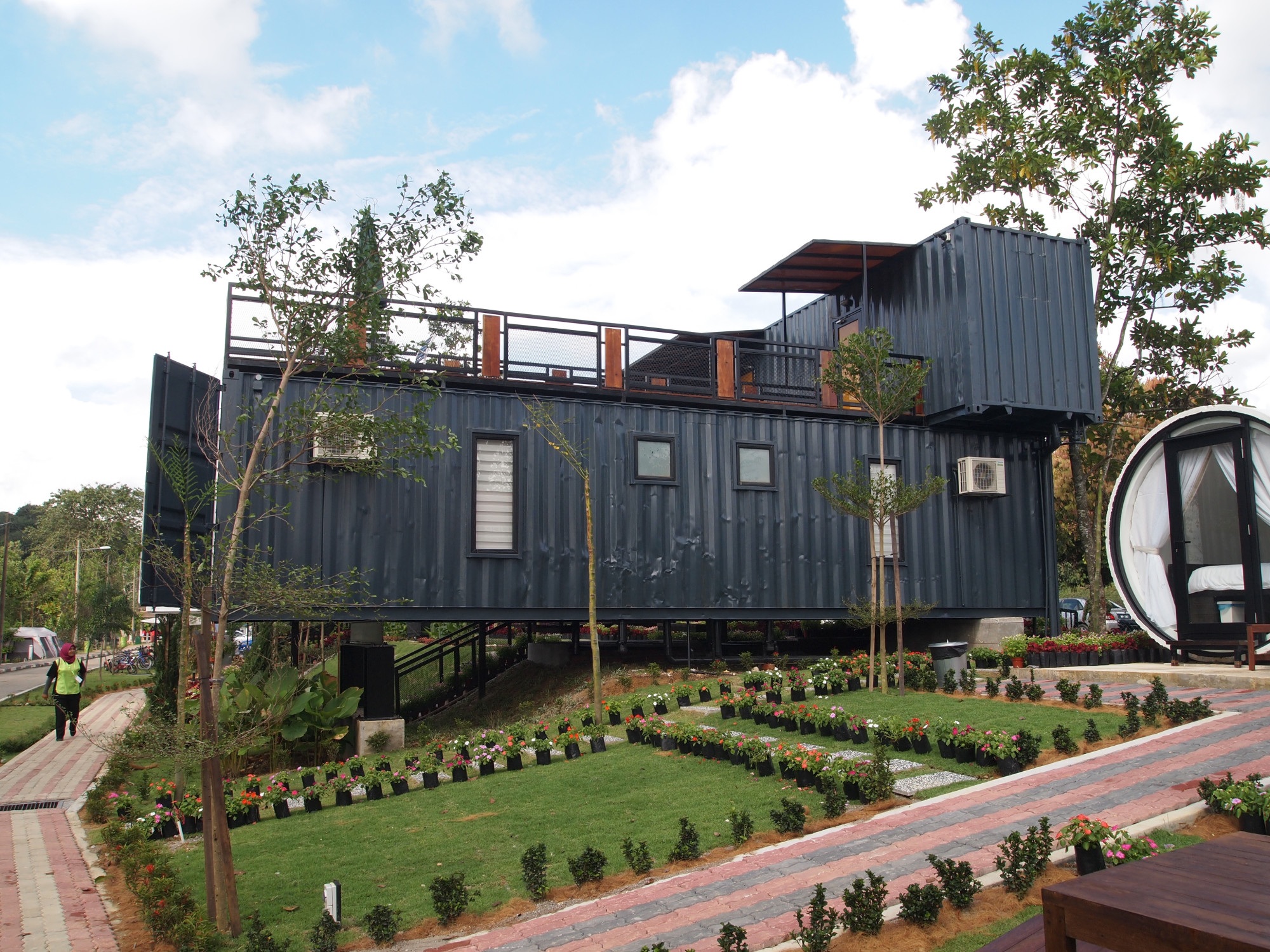 Shipping Container Homes: Types, Cost, Pros and Cons image