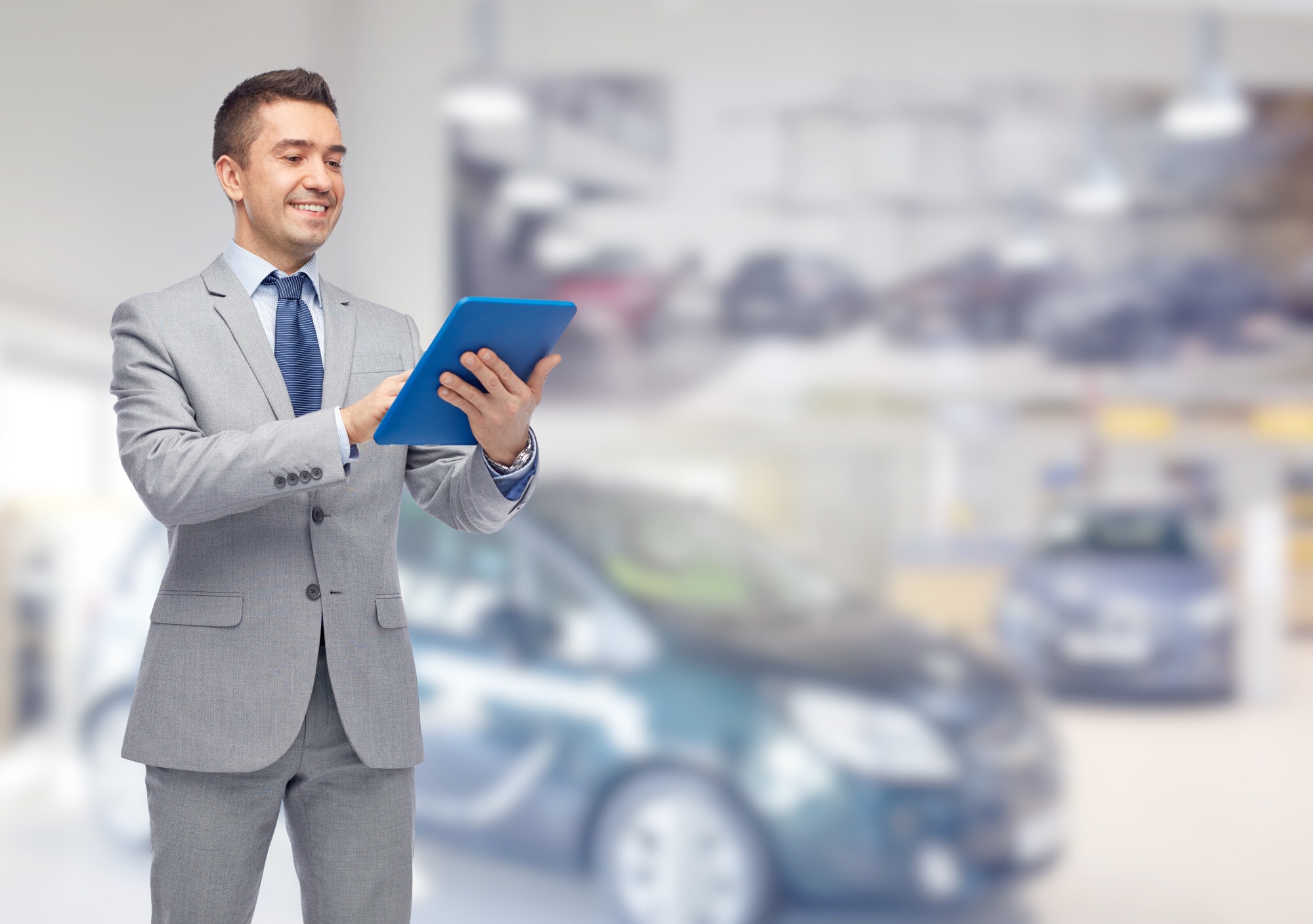 Vroom Car Sales: Things to Know Before Buying or Selling With Vroom image